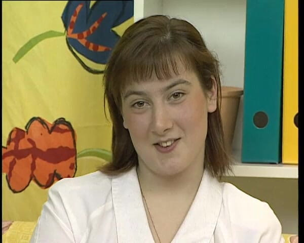 YOUR FIRST PORN: Meine titten sind echt und orgasmus auch - Jasmin meine titten...