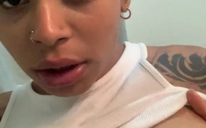 cleopathra: Hot Slut Latina First Deepthraot