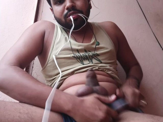 A Sucker Snaker That Has Sucking Hard on Hotty Pussy Girl with Very Horny Way (Ismaat deva)