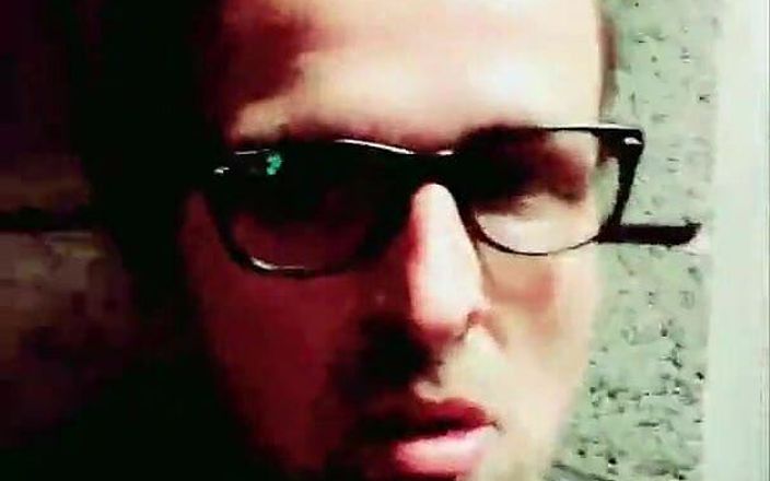 Slutboyben: Salopeboyben cam4 exhibitionniste