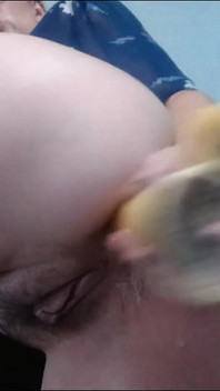 お尻で一生懸命ファックする