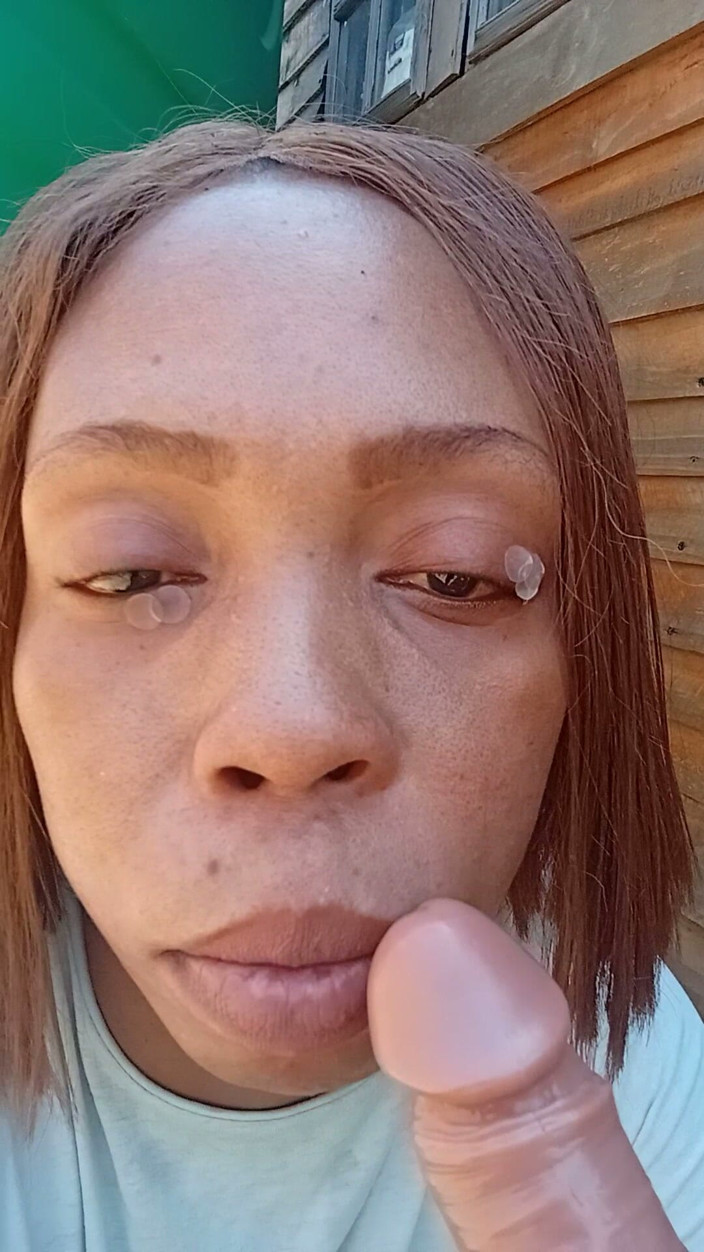AnalEbony: Face Fetish, Lip Ferish, Extreme Close-up Countdown to Cum.
