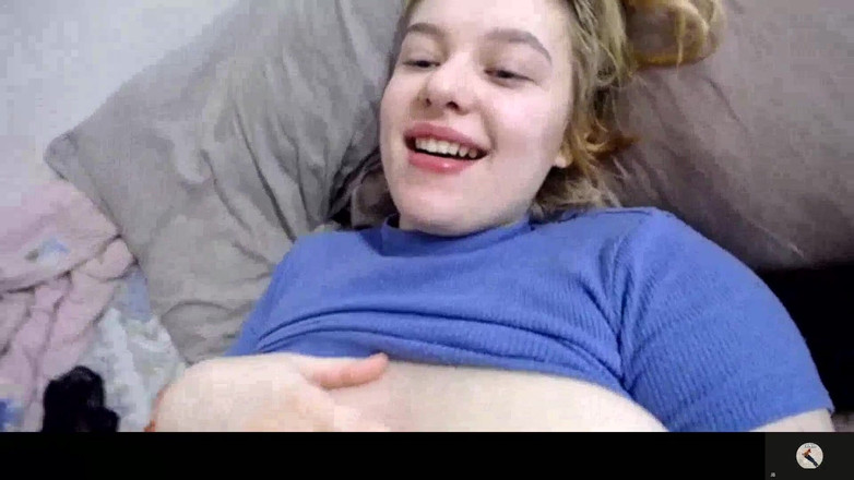 JuiceLussie: Pár má sex. Kouření. Velký čůrák šuká těsnou kundičku