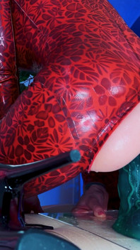 Misi: Lateks Merah