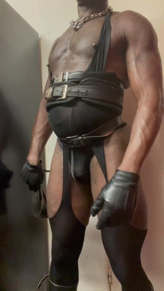 Masculine crossdresser: Black muscle crossdresser home workout, ass posing & cum