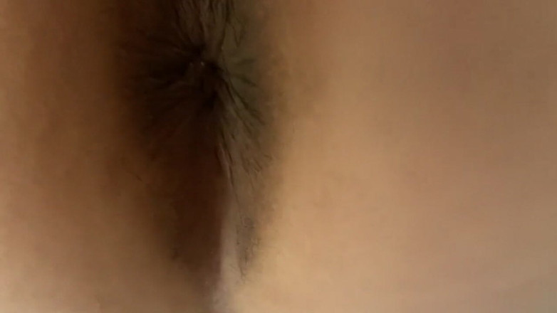 Erin and Andy: Reife asiatische brünette, lange nippel, rasierte muschi von Andrew Tatt!