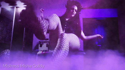 Goddess Misha Goldy: Dangerous sexy body seduction from succubus! I will get your...