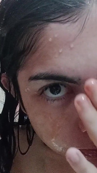 I Enjoy a Thin Fucking Shower