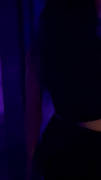 Orgia surpresa em um clube de swing