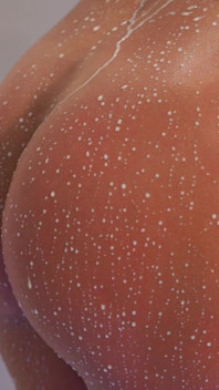 Milk That Flows on the Body