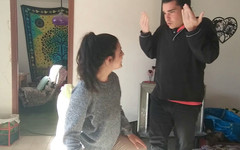 DragonGalaxy11: La sorellastra annoiata vuole il cazzo del fratellastro nella sua...