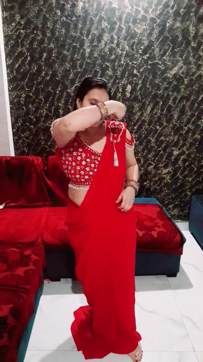 pujaprem: Laal Ghaghra