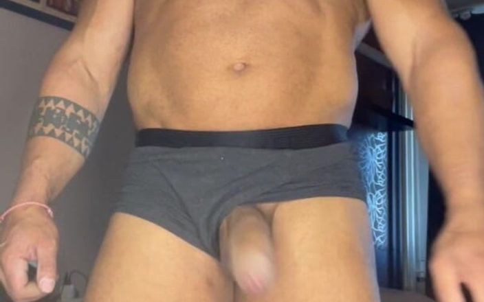 Mr. Guru: नग्न बॉडी बिल्डर Home Wank.jerk,mr guru के साथ