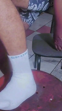 Peninju Kelabu Dan Stokin Putih (video 1)