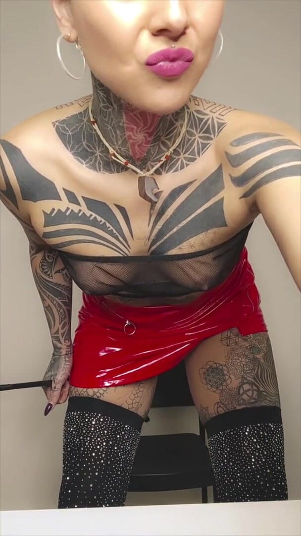 G0lden C0bra: Látex al rojo tiempo