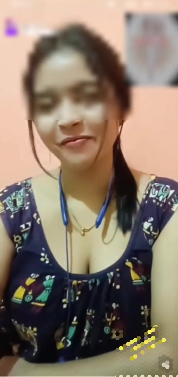 desi hot girl: Бенгальская горячая сексуальная видео