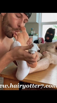 Nathan Adams Worships Levant Otter's Big Feet