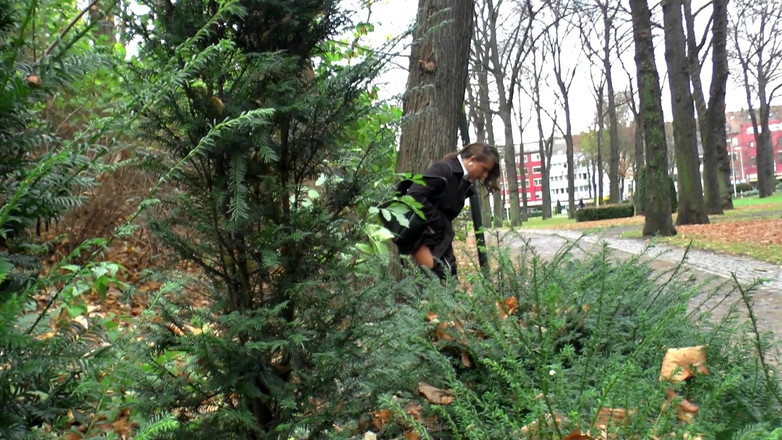 Piss Lover: Německá DP Piss děvka Wild Fuck Fest