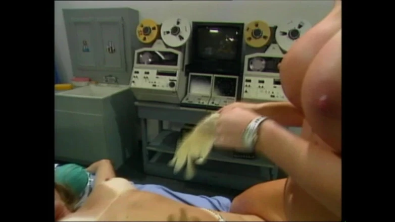 MUSCHI TV - our best full movie: Gorgeous Tits