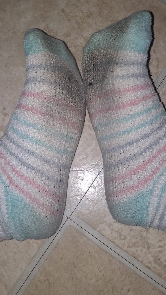 Naughty alchemy: Fuzzy ponožkové nohy