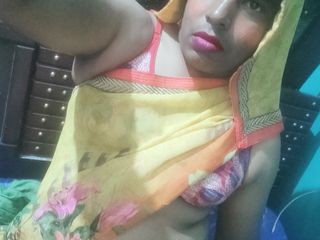 Sonu sissy: Hot Indian Crossdresser Sonusissy w Żółty Sari