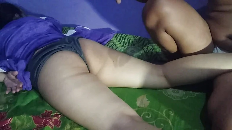 Angelina Pop: Real Stepmom Help Stepson Handjob After Cumshot in Mouth