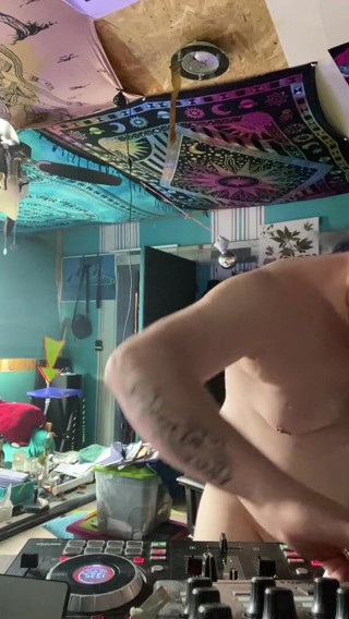 Sexy Amateur Studio: DJ sets and strips uncensored
