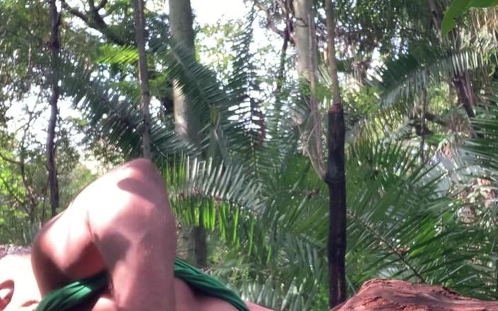 Ken Wild: J’exhibe mon trou dans la jungle