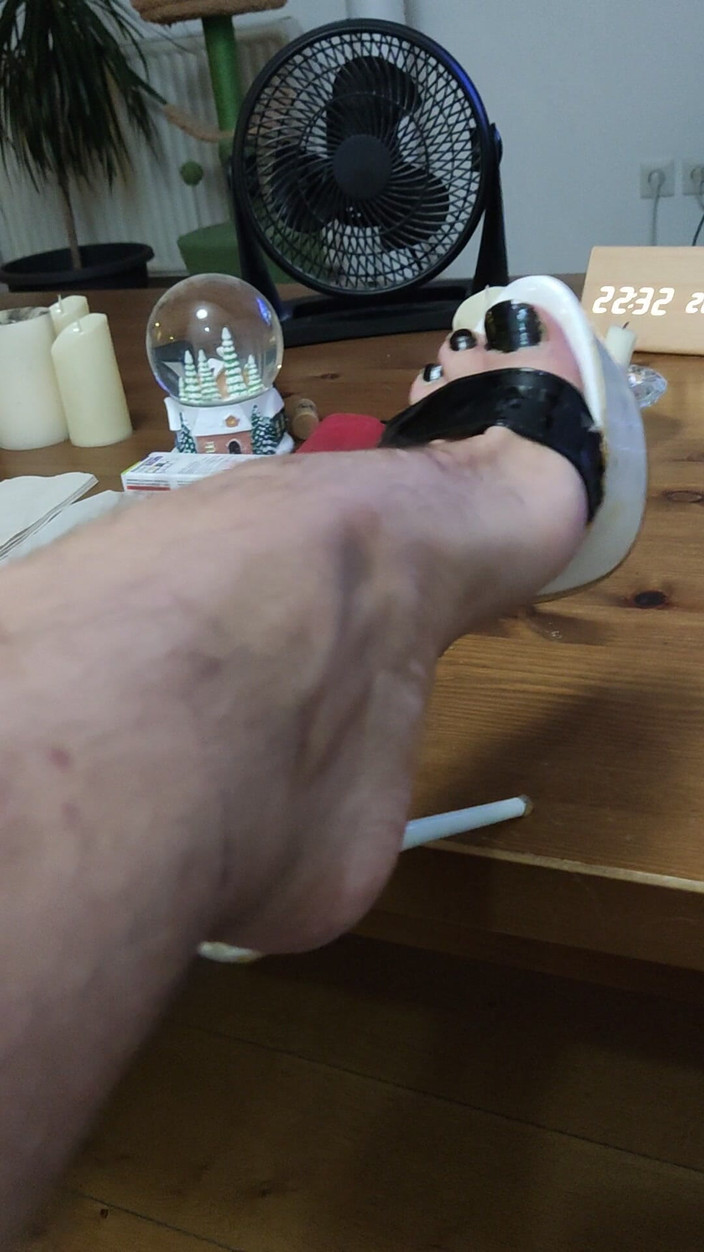 Mutsakin: Mira mis talones