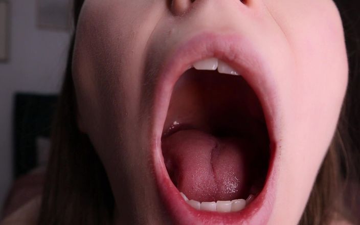 Leda von Thrill: Ma copine te dévore
