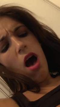 Follándome a Teen Uruguaya De Culo Perfecto