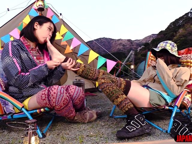 Saku Kurosaki’s Sweaty Toes on Fuka Nagano’s Tongue. That Taste Obsesses You. What Else Do You Want to Smell Now? (Japan Fetish Fusion)