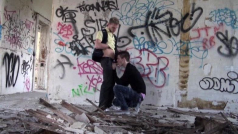 Crunch Boy: Twink ošukaná pošťákem ošukaná nby překvapením