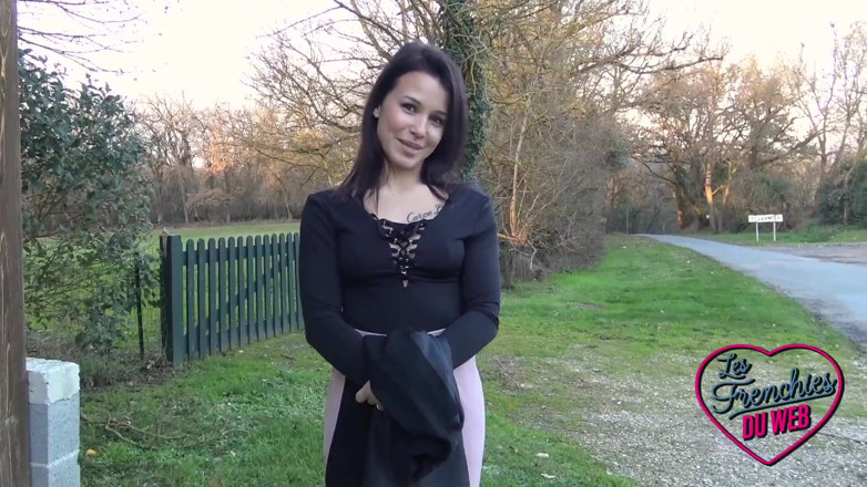 The Frenchies of the web: Melia, a Naughty Girl Discovering the Pleasures of the Flesh