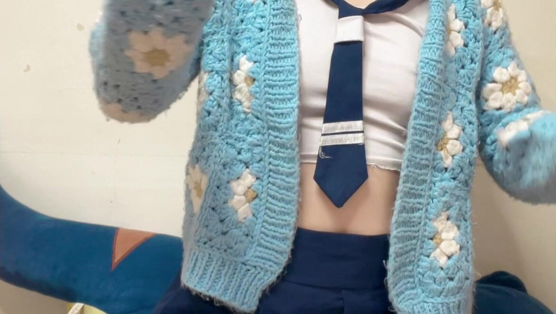 sweethanajapanese: 새 날 직장 섹스 캠을 위해 여대생 코스프레를 입은 Hana