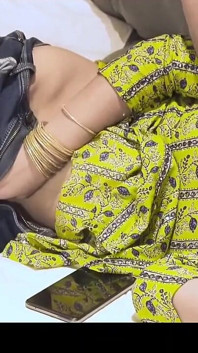 Audio Indiano Caldo Di Sesso Desi in Hindi