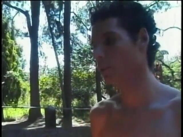 Hot TRANSformations: Giovane ragazzo viene spompinato poi succhia il cazzo duro di...