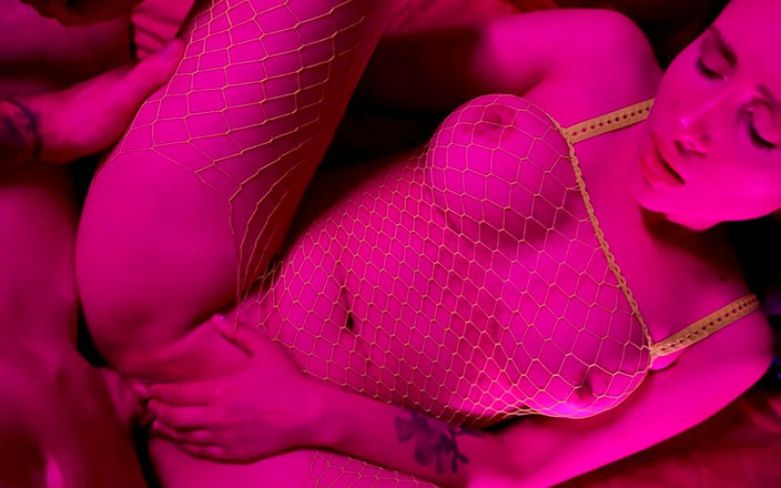 NIGONIKA: Chúng tôi quyết định lặp lại cốt truyện của Film Blade...