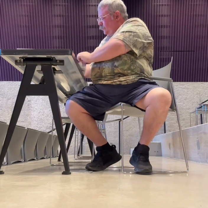 Hand-Free-Daddy-Chub: Hour Long Low Hanging Fruit Shoots Huge Loads From Huge...