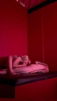 Bonie & Clyde haben heißen sex im pornokino, verschiedene positionen, mehrere orgasmen nasses, geiles zittern, zuckendes stöhnen