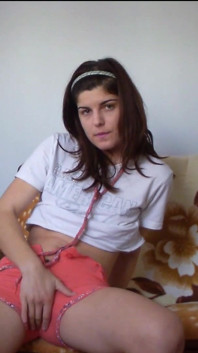 Sexy Teen Pee in Her Short Pants
