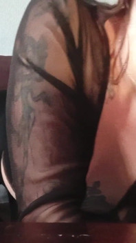 Hisap Selamba Memakai Leggins