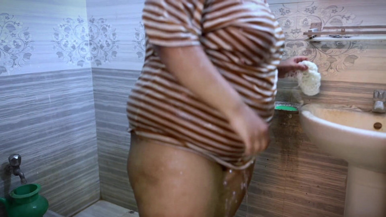 Your Boy's Cum: Bada Dodh Wali Cacci - india gran culo y enormes tetas...