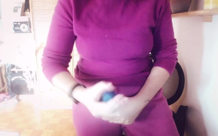 Nicoletta Embassi: Dominiert von meinen großen schwänzen 4k