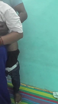 Eerste Keer De Vrouw Van Mijn Buurman Geneukt