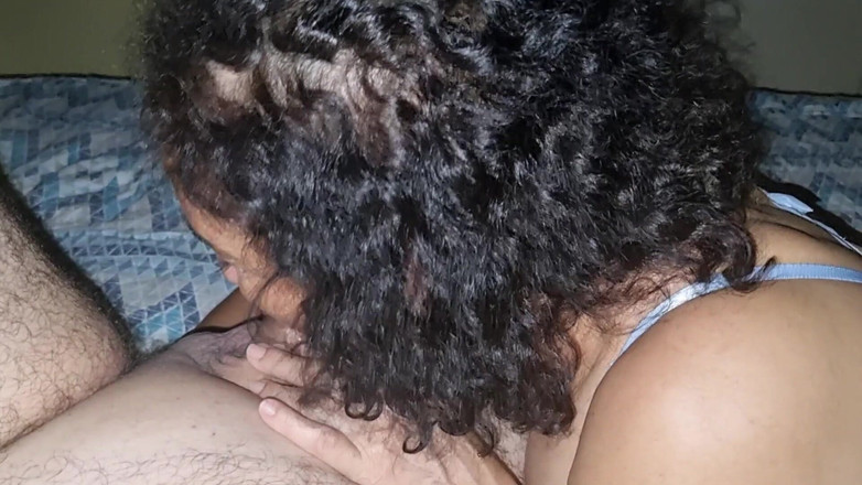 Karina Wife: Chupando La Polla De Un Fan Hasta Que Se Corra...