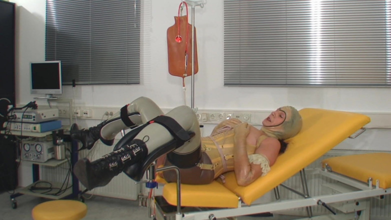 Rubber & Clinic Studio - 1ATOYS: Perwersyjna lewatywa 2 l w gumie