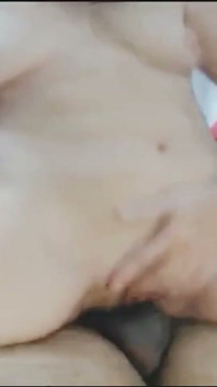 Esposa traviesa ama a muchos