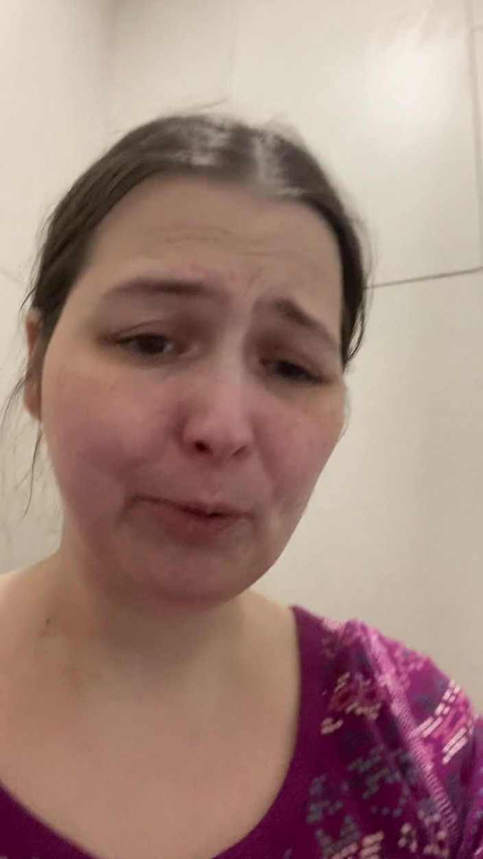 MissChrystalline: Il mio clitoride non mi permetterà di venire