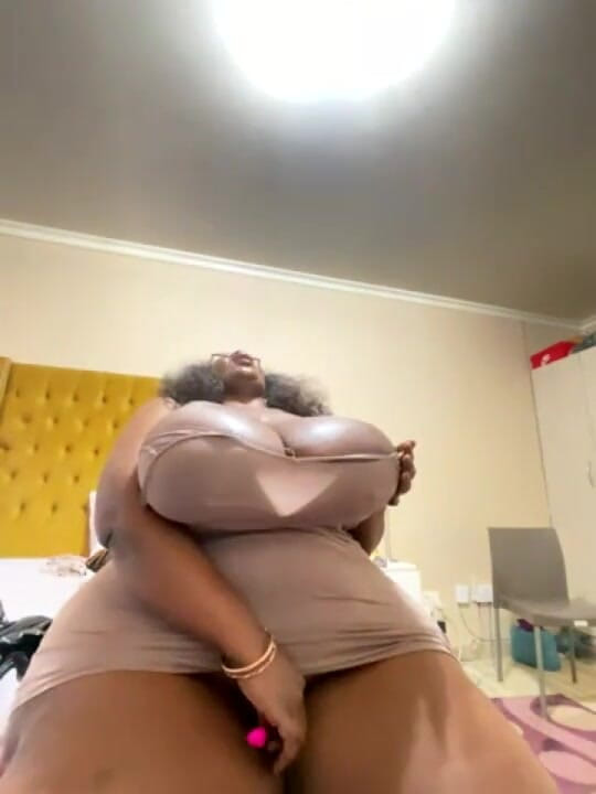 Legendary Booty Overdose: Busty MILF Tease &amp; Denial